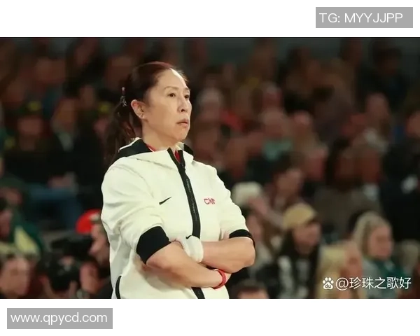 吴静专访：从排球新星到传奇教练的心路历程与成长故事